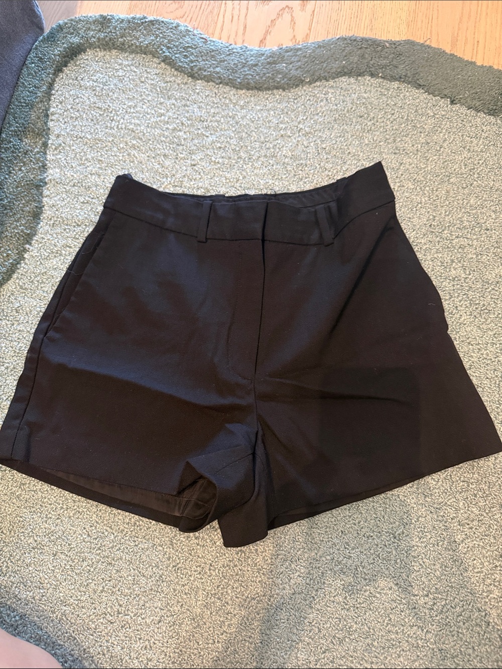 Aritzia babaton dress shorts